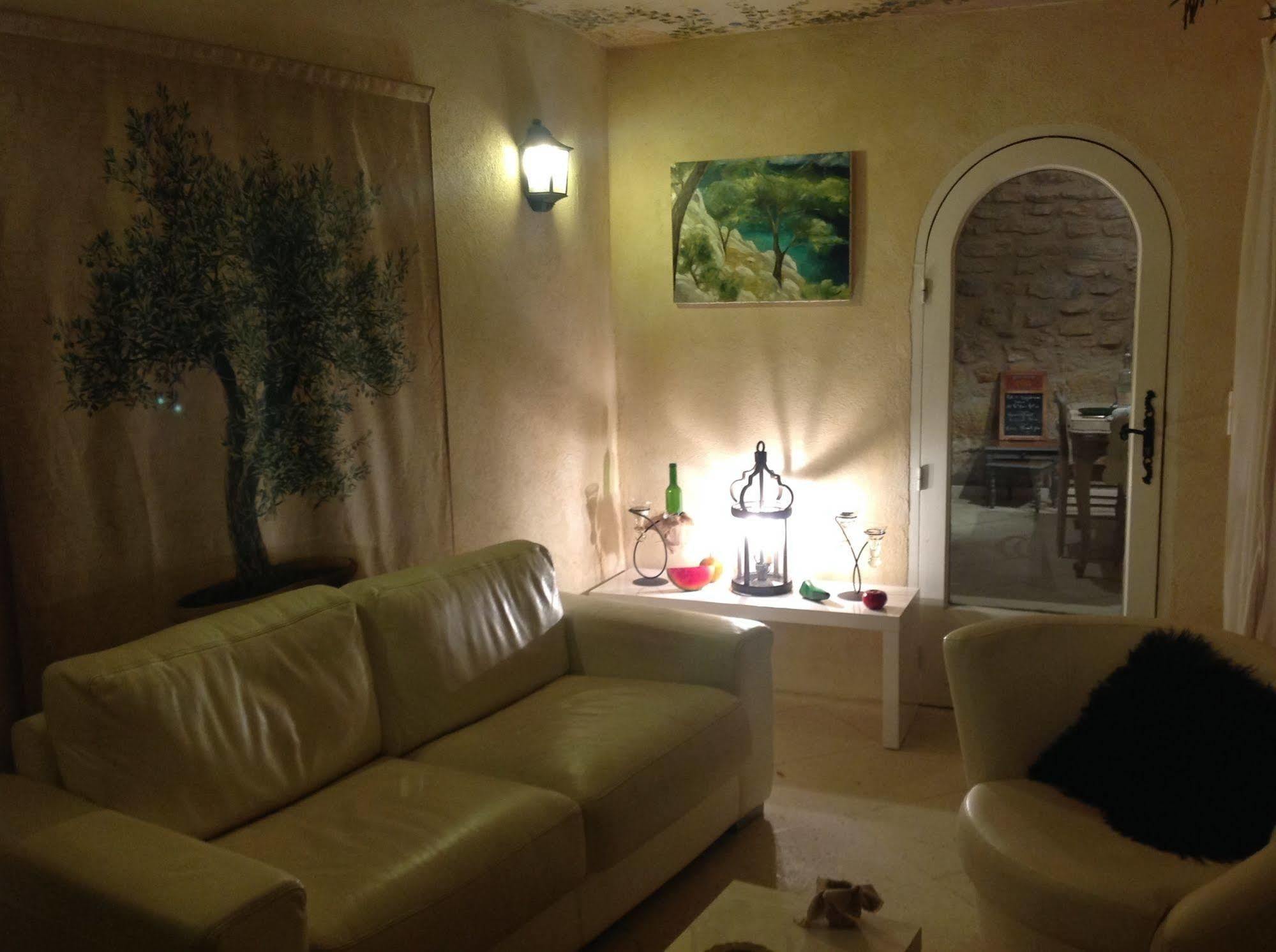 Un Patio En Luberon Bed and Breakfast Ansouis Exteriör bild